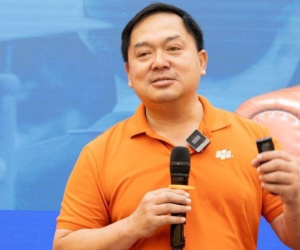 Ông Hoàng Nam Tiến: 'Nếu lúc nào gặp khó khăn cũng muốn nhảy việc thì cả đời bạn không thành công'