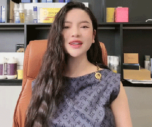 Sản phẩm Biotin kích mọc tóc của Chu Thanh Huyền tạm dừng lưu thông sau khi bị Bộ Y tế kiểm tra