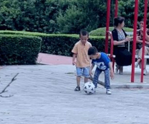 Một kiểu bắt cóc mới cực tinh vi đang âm thầm phổ biến: Hai đứa trẻ 6 tuổi biến mất, phụ huynh ngơ ngác không hiểu tại sao
