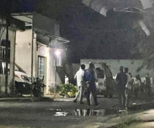 Đồng nghiệp dùng hung khí ẩu đả, hai bên cùng thương vong