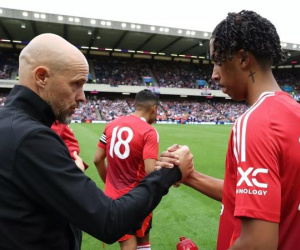 Erik ten Hag thừa nhận bị tước quyền lớn ở MU