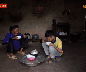 Cậu bé mỗi tháng mới được ăn thịt một lần nói về điều muốn làm khi có tiền: Ai cũng cay mắt!