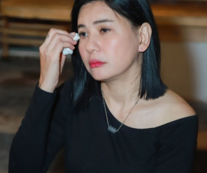 Cát Phượng tiết lộ cuộc sống hiện tại khó khăn, bị tấn công bởi người lạ