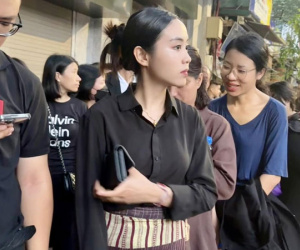 Cô gái Lào vượt hàng trăm cây số lên Hà Nội viếng Tổng Bí thư Nguyễn Phú Trọng: 'Chúng ta là người thân, là hai đất nước anh em'
