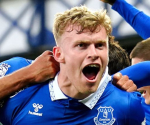 Jarrad Branthwaite mượn MU để 'làm giá' với Everton