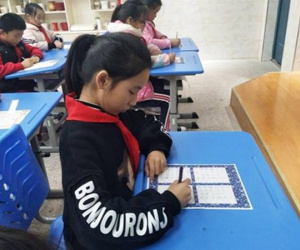Bài toán tiểu học gây lú: 'Trên thuyền có 75 con bò, 34 con dê, hỏi thuyền trưởng bao nhiêu tuổi' - Đáp án không ai ngờ tới!