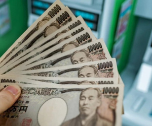 Đồng Yên tăng vọt sau quyết định bất ngờ của BOJ: FPT, Minh Phú, Sao Ta 'mừng thầm', gã khổng lồ ngành hàng không 'đau đầu' với khoản vay ngoại tệ