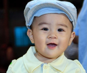 2 cậu bé Việt nhỏ tuổi thừa kế khối tài sản 'khổng lồ' gây chấn động