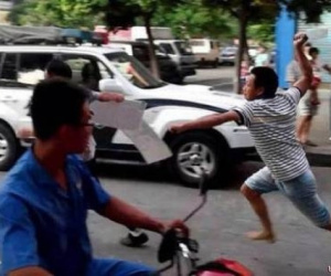 Hà Nội: Tiếp khách bằng dao, thanh niên bị điều tra tội giết người