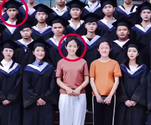 Tình yêu cô - trò chênh lệch 6 tuổi gây sốt MXH, nhìn kỹ ảnh tốt nghiệp phát hiện 1 chi tiết trùng hợp: Đúng là duyên tiền định!