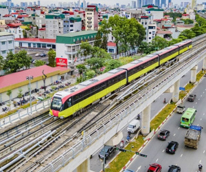 Người dân Hà Nội chính thức được đi tuyến metro gần 35.000 tỷ đồng sau 14 năm chờ đợi