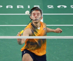 Giành tấm HCB Olympic lịch sử, tay vợt Thái Lan nhận thưởng bằng cả đội tuyển bóng đá