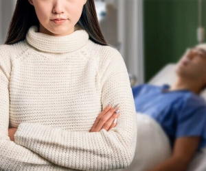 Chồng bỏ nhà theo nhân tình bị vợ ngắt hỗ trợ sự sống để trả thù
