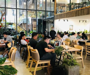 Người lương càng thấp càng đi cà phê nhiều