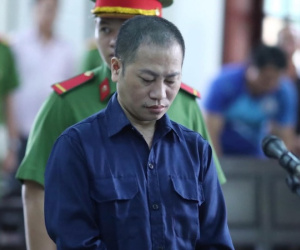 Lĩnh án 8 năm tù, bị cáo 'Thích Tâm Phúc' muốn xin lại bằng tiến sĩ luật giả làm kỷ niệm