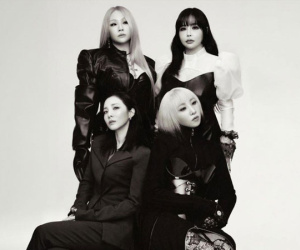 Hơn 400 nghìn người canh vé concert comeback của 2NE1, ngay cả chính chủ cũng không thể mua nổi!