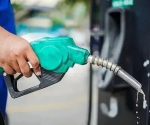Giá xăng ngày mai tiếp tục giảm mạnh tới 1.000 đồng/lít?