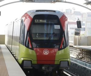 Metro Nhổn - ga Hà Nội chính thức chạy miễn phí đón khách từ 8h sáng nay