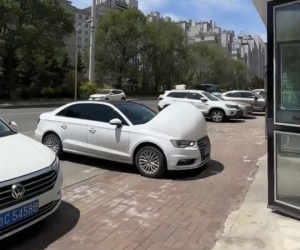 Độc lạ hiện tượng nhiều ô tô “mang bầu” tại Trung Quốc