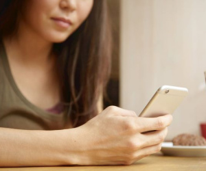 5 cách khóa thẻ ngân hàng nhanh chóng và an toàn, nắm chắc để xử lý ngay khi gặp nguy cơ!