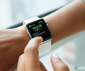 Apple Watch Series 10 vẫn trông giống hệt Series 9: Chẳng hiểu Apple cải tiến gì vậy?