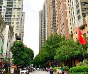 Chung cư 'vùng ven' tăng tiền tỷ, môi giới doạ 'không chốt nhanh mất hàng'