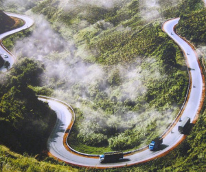 Huyện miền núi lọt danh sách 'điểm đến có vẻ đẹp siêu thực', cách Hà Nội 300km, đường lên khó hơn Sa Pa