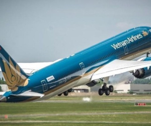 Vì sao cổ phiếu Vietnam Airlines vẫn chưa bị hủy niêm yết?
