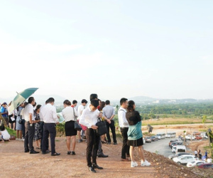 Giá đất nền tăng nhưng nhà đầu tư vẫn bị 'kẹt hàng'