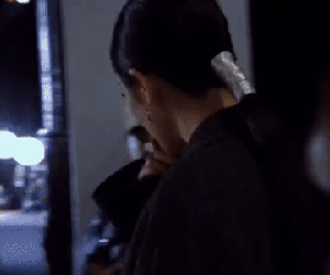 Mỹ nhân ăn tát vì dám đứng chắn ống kính của Lưu Diệc Phi