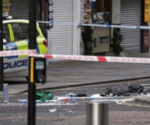 Đâm dao kinh hoàng tại điểm du lịch nổi tiếng London