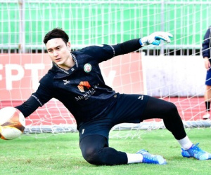 Thủ môn Văn Lâm trên đường rời Bình Định, cập bến đội bóng hạng dưới