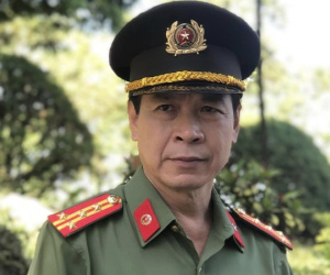 NSND chuyên vai lãnh đạo công an ngoài đời đã lên chức, 2 con không theo nghề bố