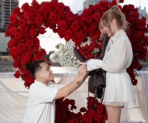 'Hot girl trứng rán' được doanh nhân hơn 7 tuổi cầu hôn trên du thuyền