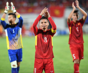 2 đội trưởng lứa World Cup của Việt Nam: Người nhận lót tay triệu đô, kẻ rơi vào cảnh thất nghiệp