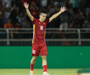 Tuyển Việt Nam gọi Văn Quyết đấu Thái Lan: Lời giải của ông Kim Sang Sik