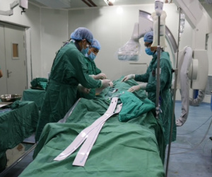 Làm rõ ca tử vong sau thay van động mạch chủ có 3 bác sĩ Bệnh viện Bạch Mai tham gia