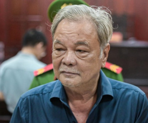 Vắng luật sư, ông Trần Quí Thanh xin hoãn phiên tòa