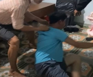 Kỷ luật cảnh cáo một giám đốc vụ quan hệ đồng tính với nam sinh