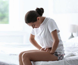 Cho rằng con gái mang thai vì mặc đồ lót mua trên mạng, người mẹ đâm đơn kiện nhà bán hàng