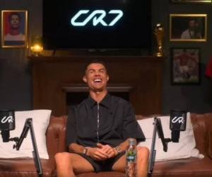 Nóng: Ronaldo chính thức ra mắt kênh YouTube, phá kỷ lục trong 90 phút