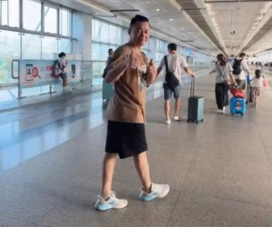 Nóng nhất lúc này: Chồng cũ Hằng Du Mục có mặt ở sân bay sang Việt Nam, tố cáo vợ chỉ 'lợi dụng' Quang Linh Vlogs