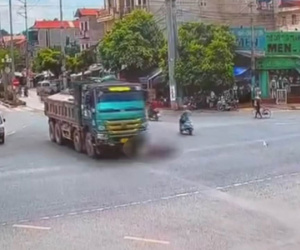 Hiện trường tai nạn thương tâm khiến hai mẹ con thương vong ở Lạng Sơn