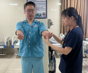 Người đàn ông ngoại quốc phải đi cấp cứu sau bữa rượu