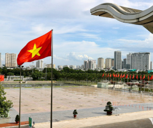 Miền Bắc cao điểm nắng nóng oi bức trước khi lại có mưa giông