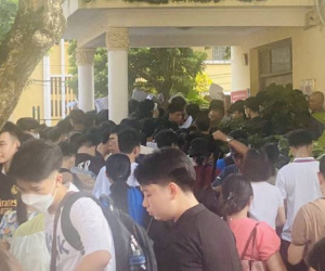 'Vỡ trận' khi đăng ký chỗ ở ký túc xá, Đại học Bách khoa Hà Nội nói gì?