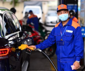 Giá xăng dầu đang ở mức rẻ nhất năm