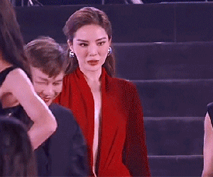 Kỳ Duyên hoá đại minh tinh tại Miss Universe, giờ mới bắt đầu bung lụa sao?