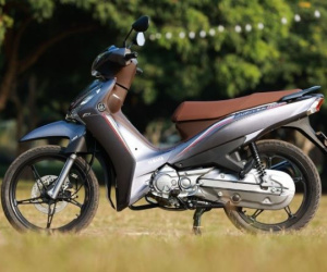 Ba mẫu xe máy số giá chưa đến 30 triệu đáng mua cho tân sinh viên mùa nhập học