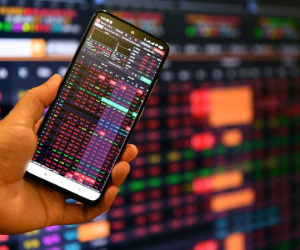Sóng gió chưa qua, áp lực đè nặng lên thị trường 200 tỷ USD